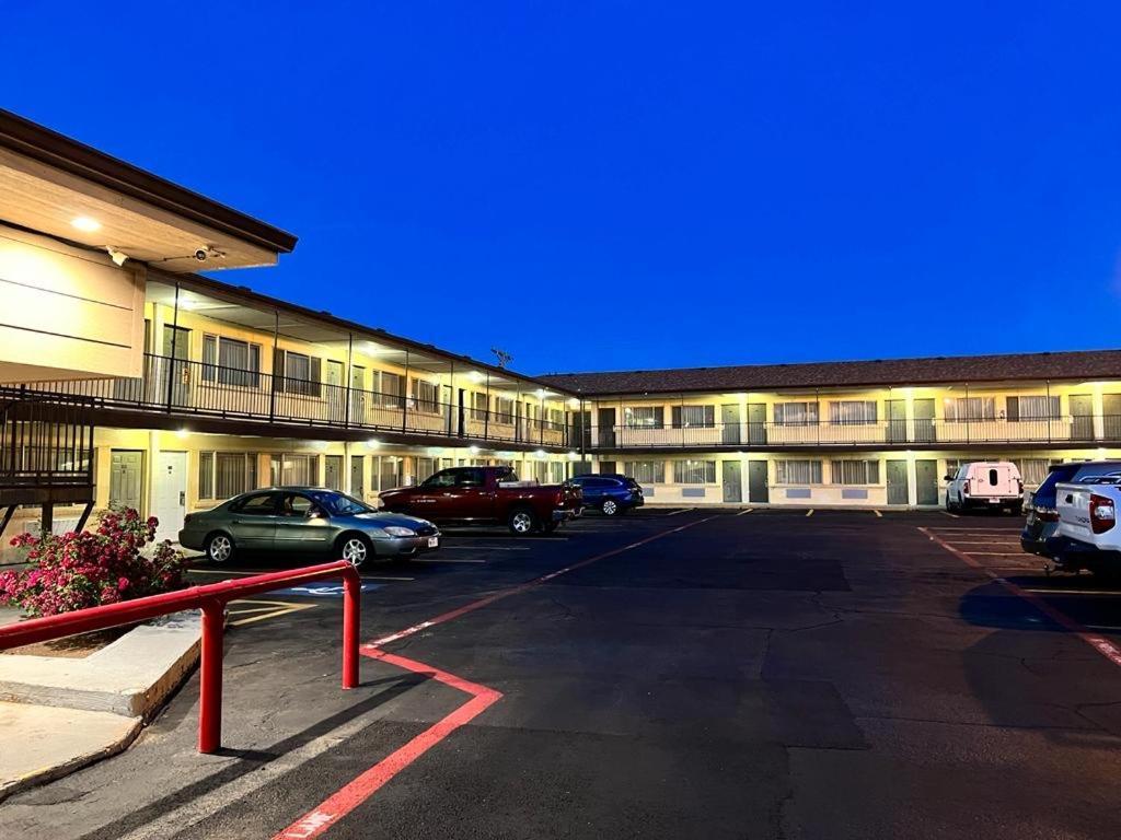 Budget Inn & Suites Amarillo Exteriör bild